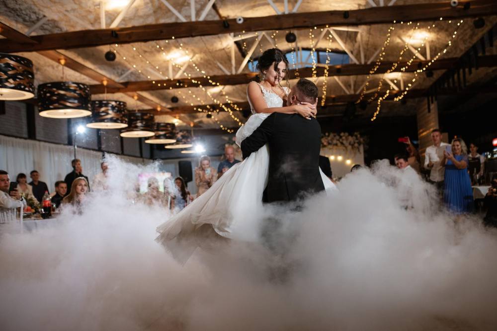 Dancing on the Cloud