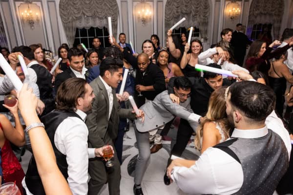 orlando-corporate-event-dj-dance-floor-party